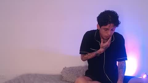  CAMILA Y SEBASTIAN online show from 29, 9, 2025