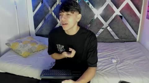 Snapshot of sebas_pretty7 chatting on 4, 12, 2025 sebas_pretty7 online show from 4, 12, 2025