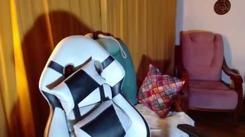 Snapshot of sebastian_025 chatting on 23, 6, 2026 Sebastian online show from 23, 6, 2026