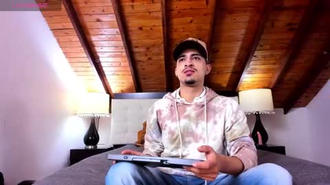 Snapshot of sebastian_berne chatting on 9, 2, 2025 Sebastian Berne online show from 9, 2, 2025