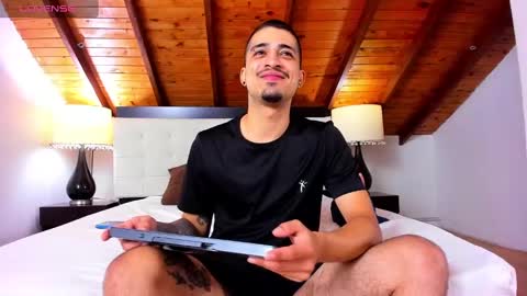 Snapshot of sebastian_berne chatting on 12, 2, 2025 Sebastian Berne online show from 12, 2, 2025