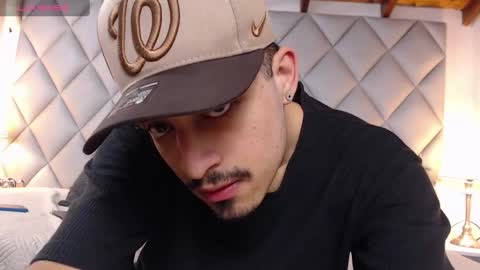 Snapshot of sebastian_berne chatting on 3, 3, 2025 Sebastian Berne online show from 3, 3, 2025