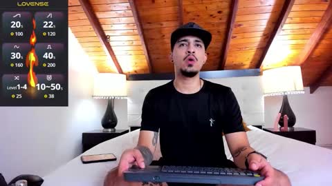 Snapshot of sebastian_berne chatting on 28, 9, 2025 Sebastian Berne online show from 28, 9, 2025