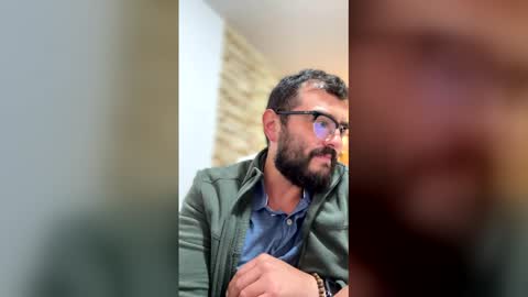 Snapshot of sebastian_ferreira chatting on 23, 2, 2026 sebastian_ferreira online show from 23, 2, 2026