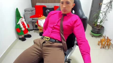 juan  sebastian online show from 28, 12, 2024