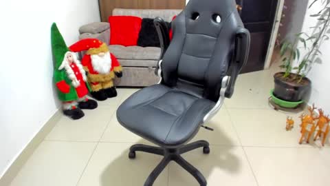 juan  sebastian online show from 30, 12, 2024