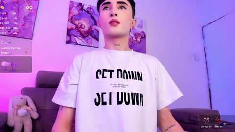     .  INDEPENDENT MODEL online show from 6, 3, 2026