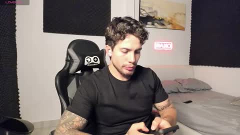 Lucian Sinclair online show from 8, 1, 2026