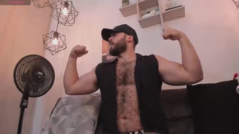 Instagram jeanpaulfit  online show from 14, 12, 2025