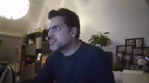 Snapshot of sebix9206 chatting on 25, 10, 2025 sebix9206 online show from 25, 10, 2025