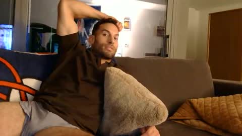 Sebastian Royce online show from 10, 6, 2026