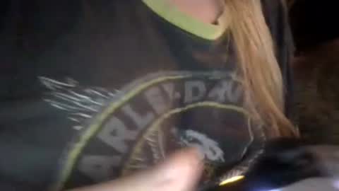 Sunny online show from 3, 3, 2026