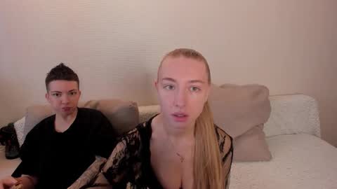Amanda and  pair in a real life we love each other but can play with you online show from 15, 10, 2025