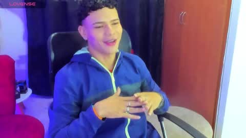 Snapshot of secret_justin chatting on 24, 11, 2025 JUSTIN online show from 24, 11, 2025