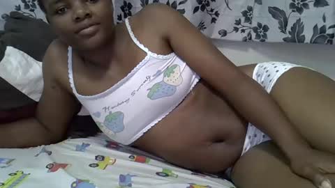 Snapshot of secret_seducer chatting on 30, 10, 2025 cruce online show from 30, 10, 2025