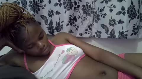 Snapshot of secret_seducer chatting on 13, 11, 2025 cruce online show from 13, 11, 2025