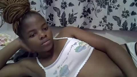 Snapshot of secret_seducer chatting on 24, 11, 2025 cruce online show from 24, 11, 2025