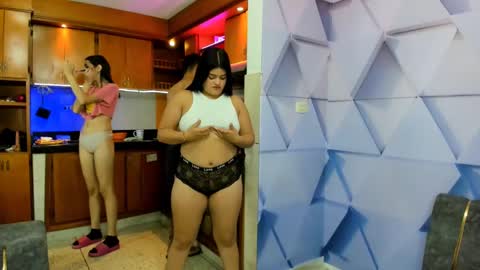 Snapshot of secrethause71605 chatting on 16, 1, 2025 NIKOL online show from 16, 1, 2025