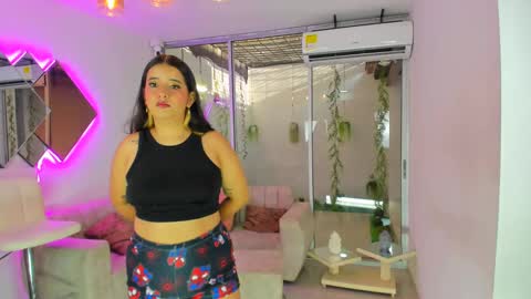 Snapshot of secrethause71605 chatting on 10, 9, 2025 NIKOL online show from 10, 9, 2025