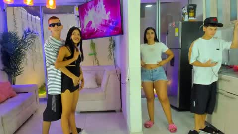 Snapshot of secrethause71605 chatting on 16, 5, 2026 NIKOL online show from 16, 5, 2026