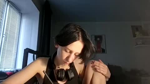 secrettt_poison online show from 10, 6, 2026