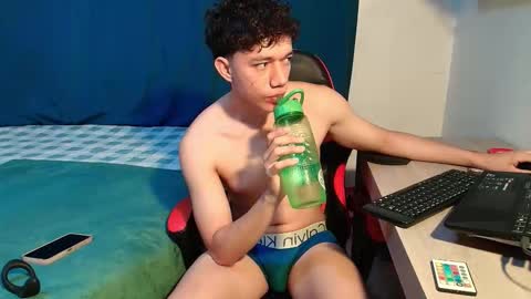 Snapshot of seder_4 chatting on 11, 1, 2026 Sebas online show from 11, 1, 2026