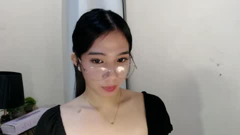 Snapshot of seductive_abia chatting on 23, 6, 2026 JUST CALL ME ABIA online show from 23, 6, 2026