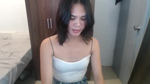 Snapshot of seductive_alison chatting on 16, 12, 2025 seductive_alison online show from 16, 12, 2025