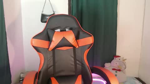 Snapshot of seductive_chailyn chatting on 10, 11, 2025 just call me baby online show from 10, 11, 2025