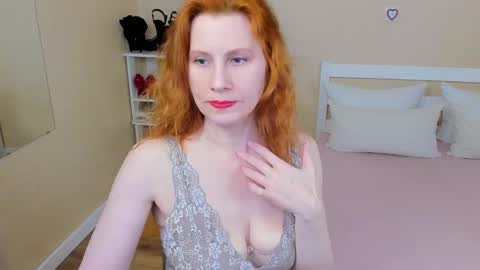 Snapshot of seductive_foxy_ chatting on 11, 3, 2026 seductive_foxy_ online show from 11, 3, 2026