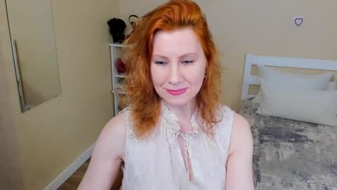 Snapshot of seductive_foxy_ chatting on 15, 3, 2026 seductive_foxy_ online show from 15, 3, 2026
