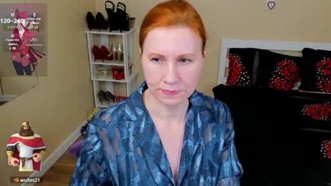 Snapshot of seductive_foxy_ chatting on 7, 4, 2026 seductive_foxy_ online show from 7, 4, 2026