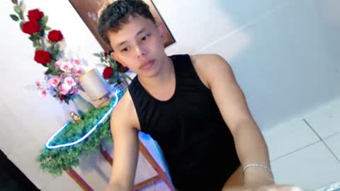 Snapshot of seductive_maxxx chatting on 19, 6, 2026 Max online show from 19, 6, 2026