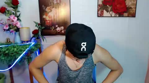 Snapshot of seductive_maxxx chatting on 2, 7, 2026 Max online show from 2, 7, 2026