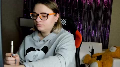 seductive_she_wolf online show from 11, 3, 2025