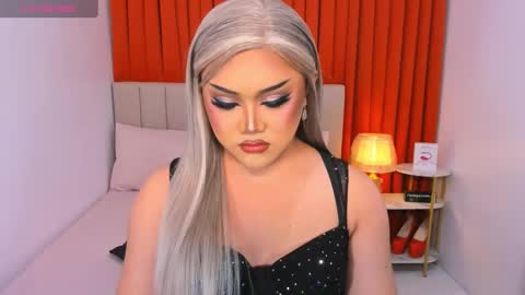 Natalie Mefford online show from 9, 3, 2025