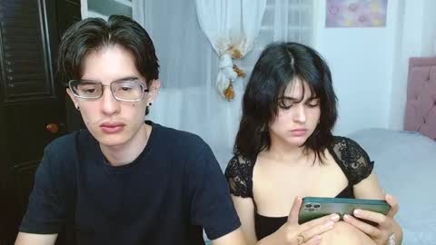 Selena  Andress online show from 18, 9, 2025