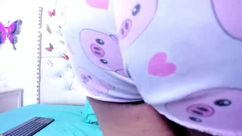 selena_beautyy online show from 12, 1, 2026