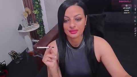 Selene online show from 8, 11, 2025