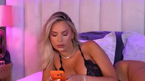 Snapshot of selena_voss chatting on 21, 6, 2026 Selena online show from 21, 6, 2026