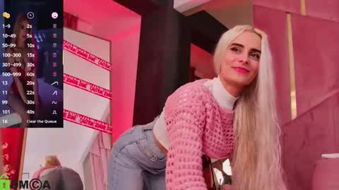 Snapshot of selenadaze chatting on 30, 10, 2025 Selena online show from 30, 10, 2025