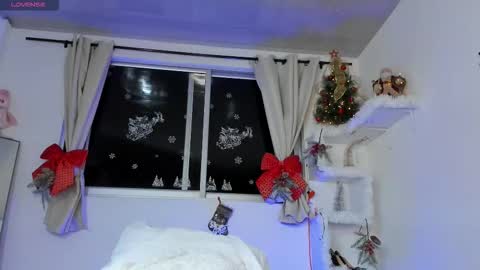 selenafox online show from 19, 11, 2025