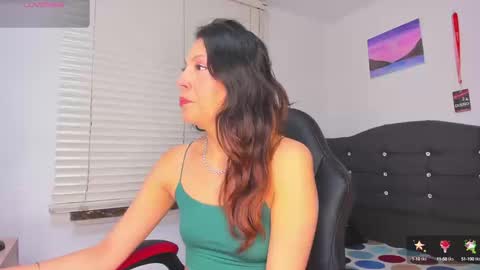 Snapshot of selenakyle92_ chatting on 11, 9, 2025 Selena online show from 11, 9, 2025