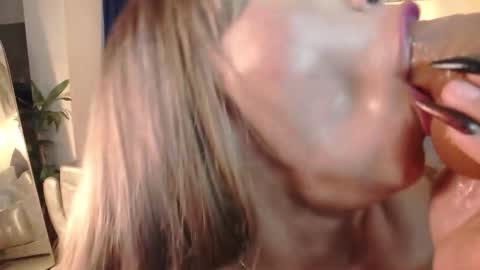 SelenaRossi online show from 10, 11, 2025