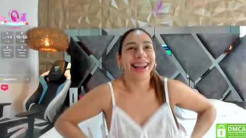 selene__lopez_ online show from 13, 9, 2025