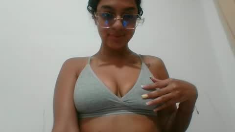 selene online show from 16, 9, 2025