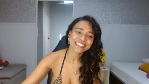 Snapshot of selene_bubble chatting on 6, 3, 2026 Selene online show from 6, 3, 2026