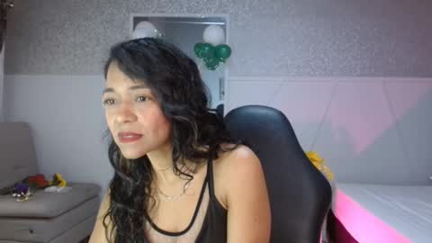Snapshot of selene_bubble chatting on 19, 3, 2026 Selene online show from 19, 3, 2026