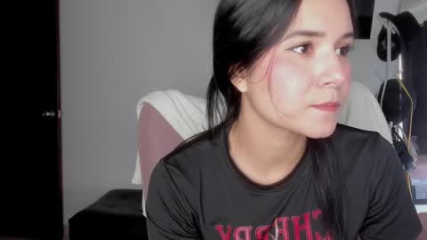 Snapshot of selene_king22 chatting on 7, 10, 2025 Alejandra online show from 7, 10, 2025