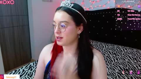 Selene G  online show from 27, 9, 2025